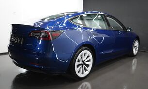 Tesla Model 3 LONG RANGE TOW BAR White Interior 19" Sport Wheels One Owner VAT Q 7