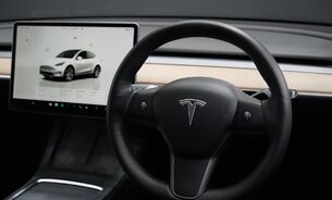 Tesla Model Y LONG RANGE AWD One Owner Clean Example Adaptive LEDs Panoramic Roof VAT Q 12