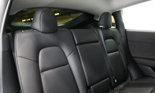 Tesla Model Y LONG RANGE AWD One Owner Clean Example Adaptive LEDs Panoramic Roof VAT Q 15