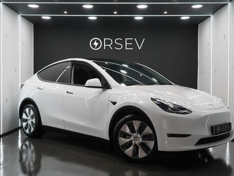 Tesla Model Y LONG RANGE AWD One Owner Clean Example Adaptive LEDs Panoramic Roof VAT Q