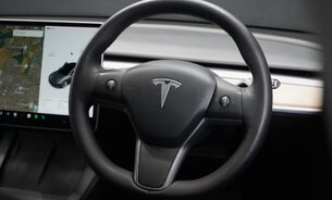 Tesla Model 3 LONG RANGE AWD 19" Sport Wheels Midnight Silver One Owner Heat Pump VAT Q 15