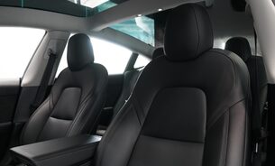 Tesla Model 3 LONG RANGE AWD 19" Sport Wheels Midnight Silver One Owner Heat Pump VAT Q 18