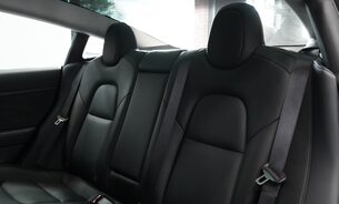 Tesla Model 3 LONG RANGE AWD 19" Sport Wheels Midnight Silver One Owner Heat Pump VAT Q 17