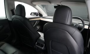 Tesla Model 3 LONG RANGE AWD 19" Sport Wheels Midnight Silver One Owner Heat Pump VAT Q 14