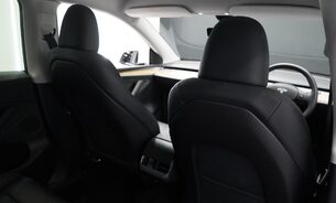 Tesla Model Y LONG RANGE AWD Comfort Suspension One Owner Adaptive LEDs  Pano Roof  VAT Q 9
