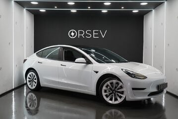 Tesla Model 3 Standard Range 19" Wheels Ryzen Chip 60 kWh LFP Battery One Owner VAT Q