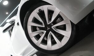 Tesla Model 3 Standard Range 19" Wheels Ryzen Chip 60 kWh LFP Battery One Owner VAT Q 4