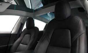 Tesla Model 3 Standard Range 19" Wheels Ryzen Chip 60 kWh LFP Battery One Owner VAT Q 19