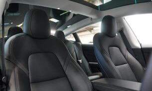 Tesla Model 3 Standard Range Plus Ryzen Chip LFP Battery Panoramic Roof One Owner VAT Q 4