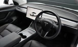 Tesla Model 3 Long Range Rear Wheel Drive c350 Mile Range! Ryzen Chip Heat Pump VATQ 2