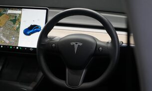 Tesla Model 3 Standard Range Plus LFP Battery Heat Pump Deep Blue Metallic One Owner VAT  12