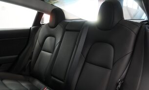 Tesla Model 3 Standard Range Plus LFP Battery Heat Pump Deep Blue Metallic One Owner VAT  17