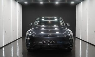 Tesla Model Y LONG RANGE RWD Full Self Driving Software AutoPark Summon VAT Qualifying 6