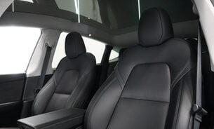 Tesla Model Y LONG RANGE AWD Solid Black One Owner Premium Sound Pano Roof VAT Q 19