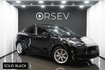 Tesla Model Y LONG RANGE AWD Solid Black One Owner Premium Sound Pano Roof VAT Q