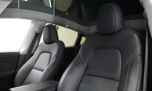 Tesla Model Y PERFORMANCE Enhanced Autopilot Deep Blue Metallic 21" Uberturbines VAT Q 20