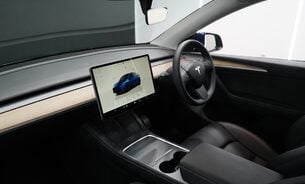 Tesla Model Y PERFORMANCE Enhanced Autopilot Deep Blue Metallic 21" Uberturbines VAT Q 19