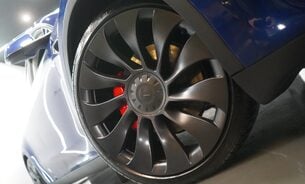 Tesla Model Y PERFORMANCE Enhanced Autopilot Deep Blue Metallic 21" Uberturbines VAT Q 4