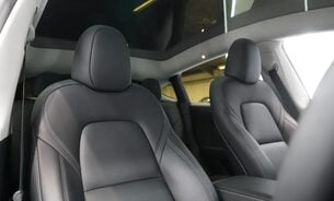 Tesla Model Y PERFORMANCE Enhanced Autopilot Deep Blue Metallic 21" Uberturbines VAT Q 12