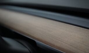 Tesla Model Y LONG RANGE AWD Tow Bar One Owner 19" Gemini Wheels Matrix LED Headlights 17