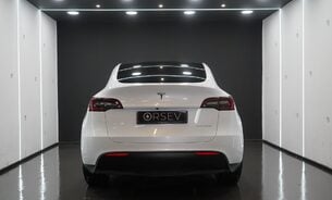 Tesla Model Y LONG RANGE AWD Tow Bar One Owner 19" Gemini Wheels Matrix LED Headlights 8