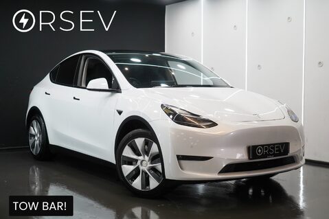 Tesla Model Y LONG RANGE AWD Tow Bar One Owner 19" Gemini Wheels Matrix LED Headlights 