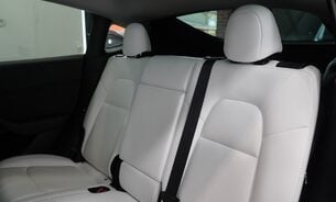Tesla Model Y LONG RANGE AWD White Interior 20" Induction Alloys Comfort Suspension VAT Q 17