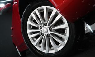 MG MG5 EXCLUSIVE MG Pilot Apple CarPlay Rev Cam Leather Interior  5