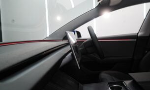 Tesla Model 3 RWD "Highland" c300 Mile Range Vented Seats Adaptive LEDs One Owner VAT Q 22