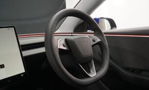 Tesla Model 3 RWD "Highland" c300 Mile Range Vented Seats Adaptive LEDs One Owner VAT Q 25