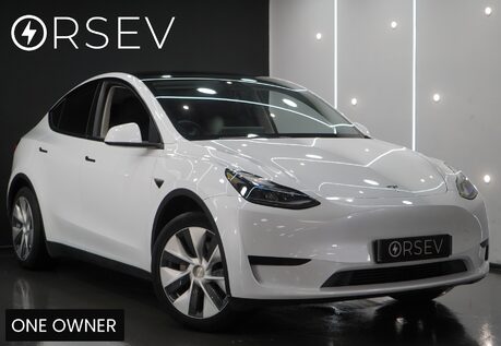 Tesla Model Y RWD One Owner Pano Roof Adaptive LEDs Heated Steering Wheel and Seats VAT Q