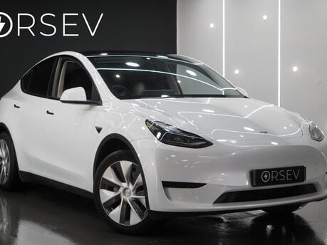 Tesla Model Y RWD One Owner Pano Roof Adaptive LEDs Heated Steering Wheel and Seats VAT Q