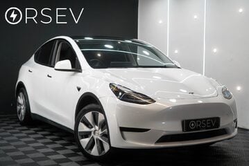 Tesla Model Y RWD Comfort Suspension One Owner Low Mileage Heated Seats & Steering Wheel 