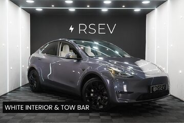 Tesla Model Y LONG RANGE TOW BAR White Interior 20" Induction Wheels LOW Mileage!