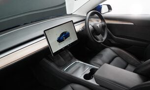 Tesla Model 3 LONG RANGE AWD Heat Pump 19" Sport Wheels Deep Metallic Blue One Owner VATQ 19