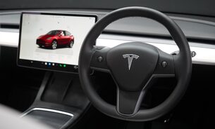 Tesla Model Y LONG RANGE AWD Tow Hitch White Interior Red Multi Coat Adaptive LEDs  4