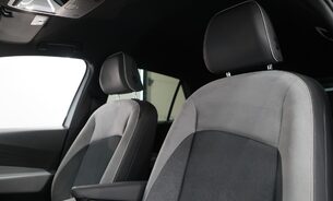 Volkswagen ID.3 FIRST EDITION FVWSH Adaptive Cruise 19" Alloys Rev Camera Keyless Entry 25