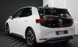 Volkswagen ID.3 FIRST EDITION FVWSH Adaptive Cruise 19" Alloys Rev Camera Keyless Entry 3