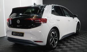 Volkswagen ID.3 FIRST EDITION FVWSH Adaptive Cruise 19" Alloys Rev Camera Keyless Entry 6