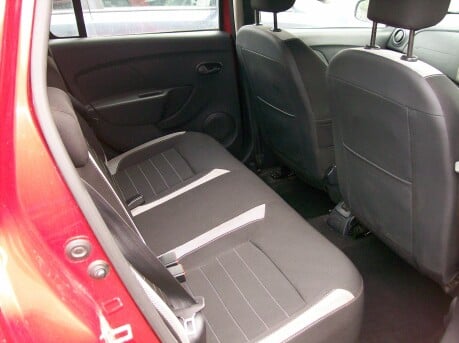 Dacia Logan LAUREATE TCE 6