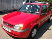 Ford Fiesta FUN ENCORE 3