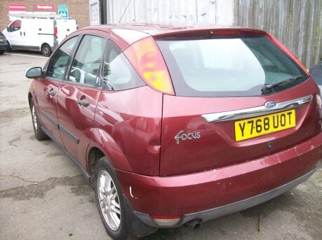 Ford Focus GHIA 3