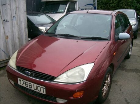 Ford Focus GHIA 2