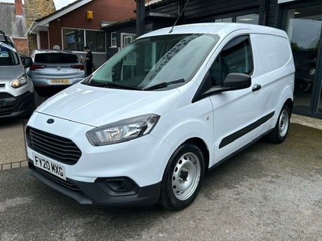 Ford Transit Courier BASE TDCI 2