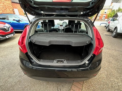 Ford Fiesta ZETEC 16V AUTOMATIC 12