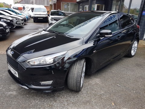 Ford Focus ST-LINE TDCI 17