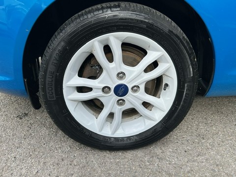 Ford Fiesta ZETEC BLUE EDITION SPRING 12