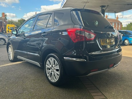 Suzuki SX4 S-Cross SZ-T DDIS ALLGRIP 4X4 1