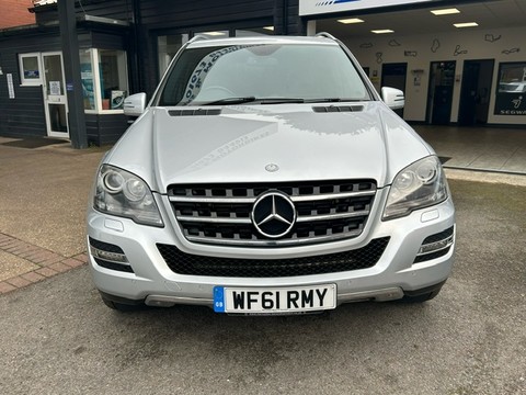 Mercedes-Benz M Class ML300 CDI BLUEEFFICIENCY GRAND EDITION 4