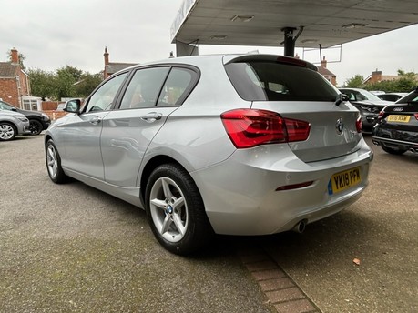 BMW 1 Series 116D SE BUSINESS 1